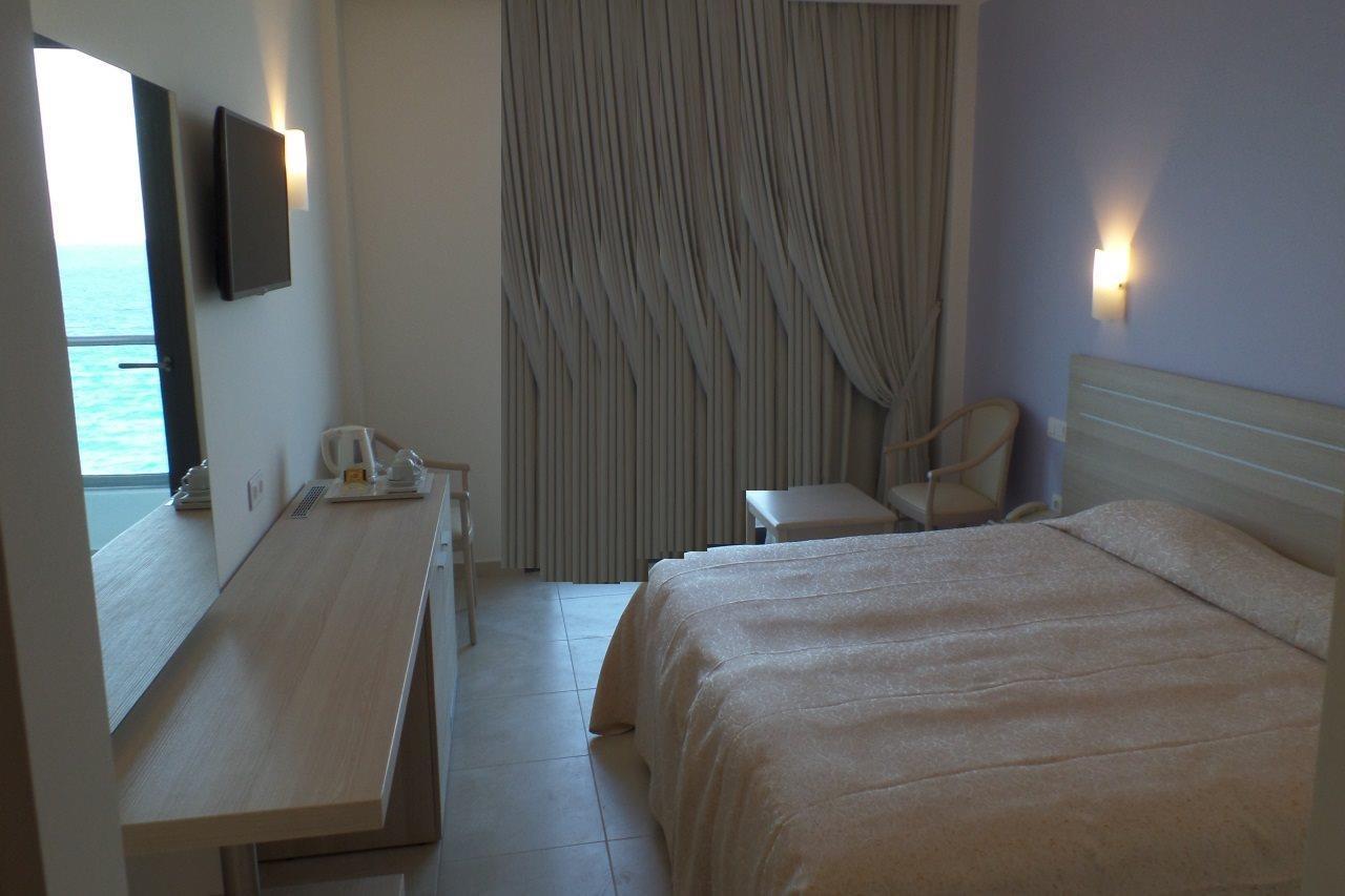 Hotel Belvedere Beach Rhodes City ภายนอก รูปภาพ
